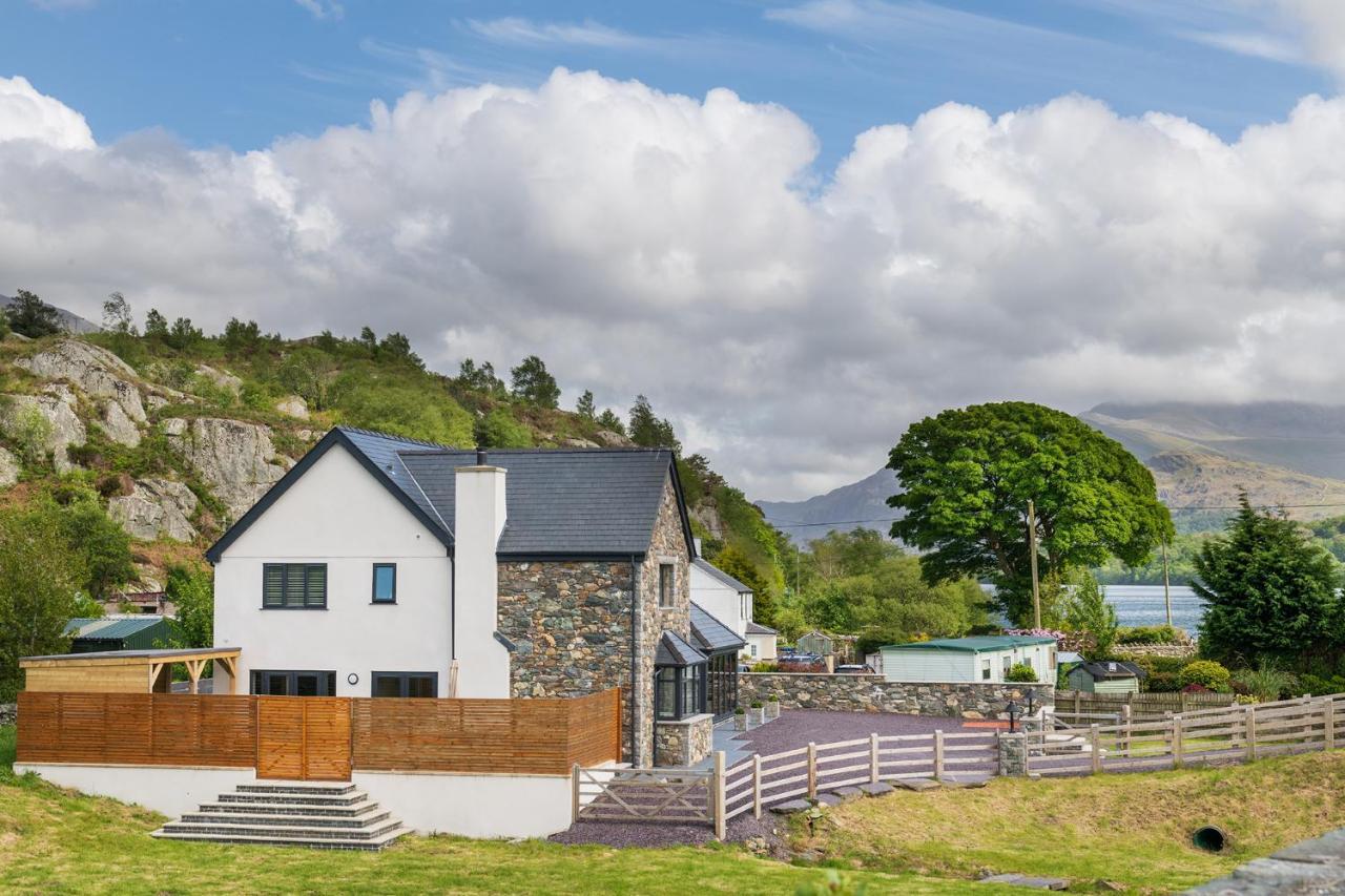 Arlyn, Padarn Lake Viewpoint In Snowdonia カーナーヴォン エクステリア 写真